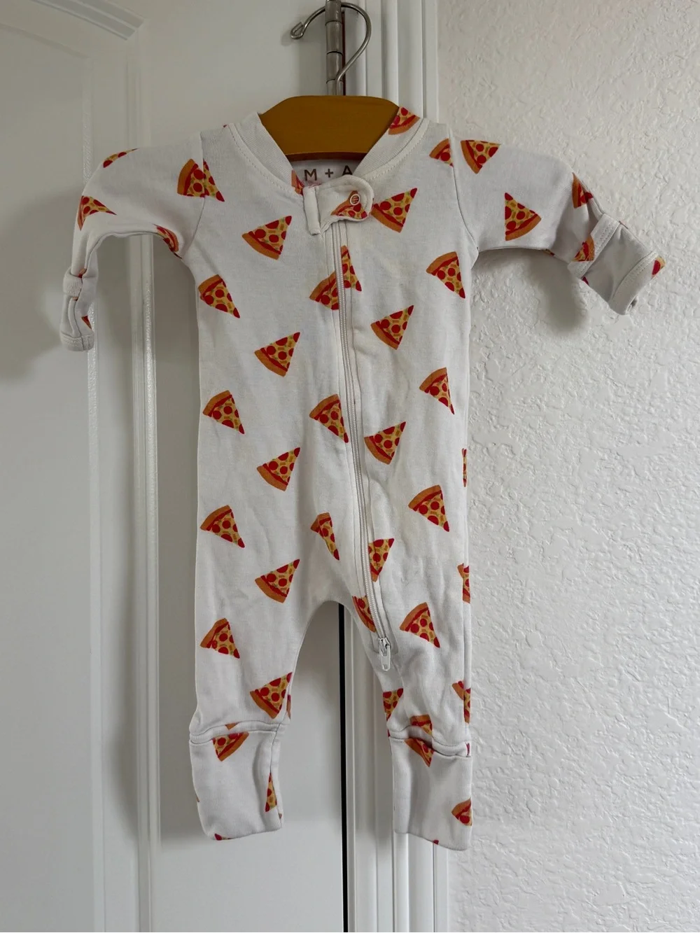 Monica + Andy organic cotton newborn White Pizza Print Zippered romper sleeper